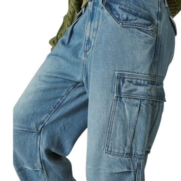 Lucky Brand Liquid Denim Luxe Cargo Jeans - Picture 3 of 14